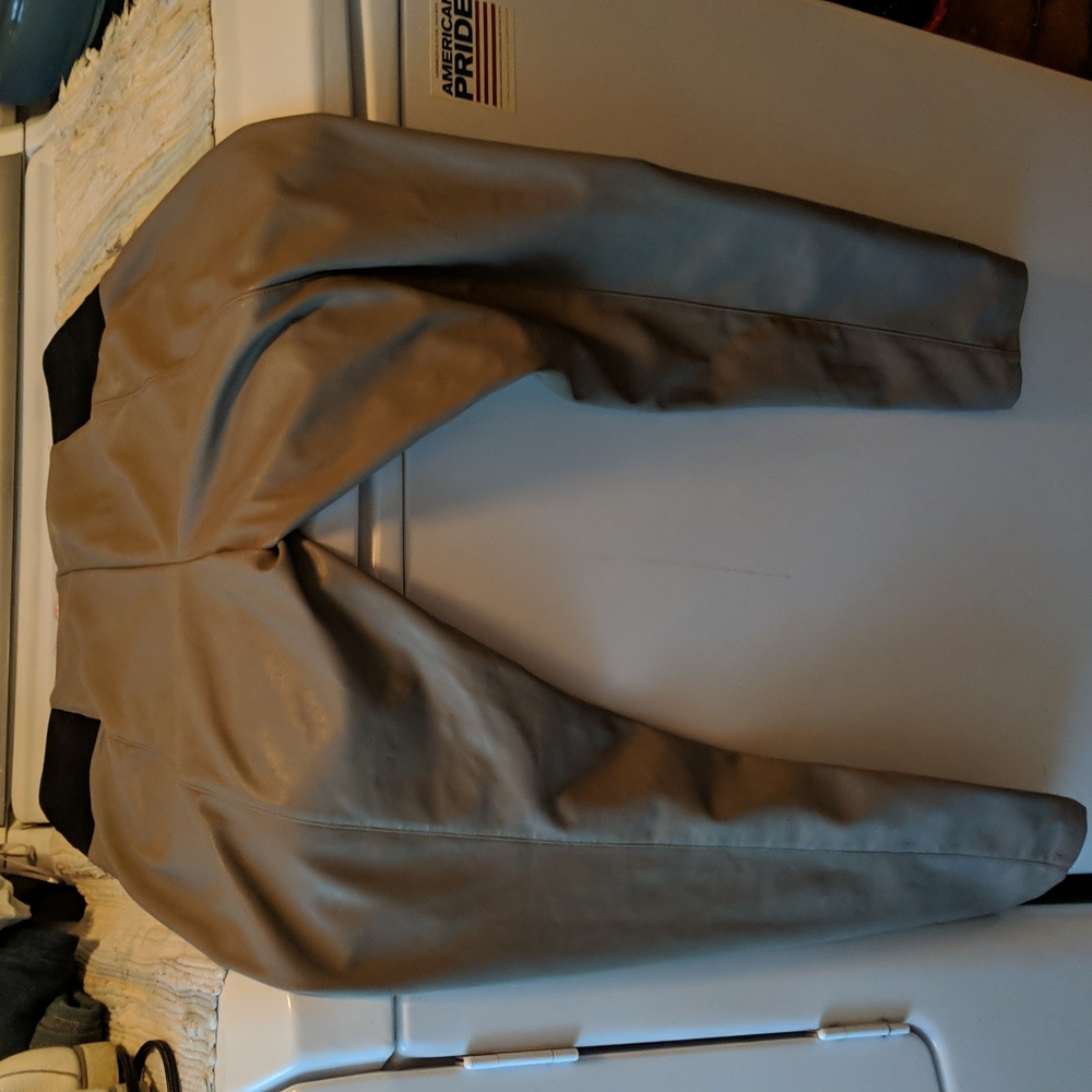 Pants - Picture 4 of 6
